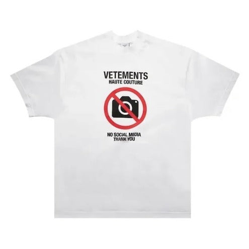 Vetements No Social Media T-shirt